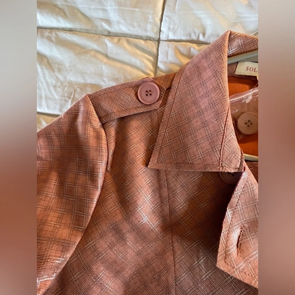 NWT Solitaire double breasted coral and silver spring jacket. Women’s size L. - Picture 7 of 10